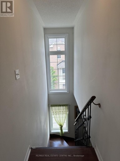 1A - 29 OCTOBER PLACE, Brampton (Bram West), Ontario, L6Y0R6