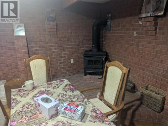 6 HEATHERGLEN ROAD Toronto (West Humber-Clairville) Ontario photo 3