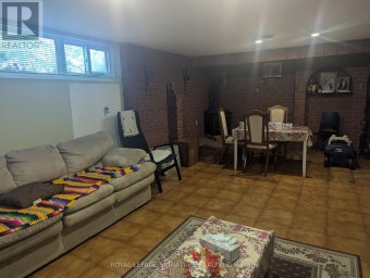 6 HEATHERGLEN ROAD Toronto (West Humber-Clairville) Ontario photo 5
