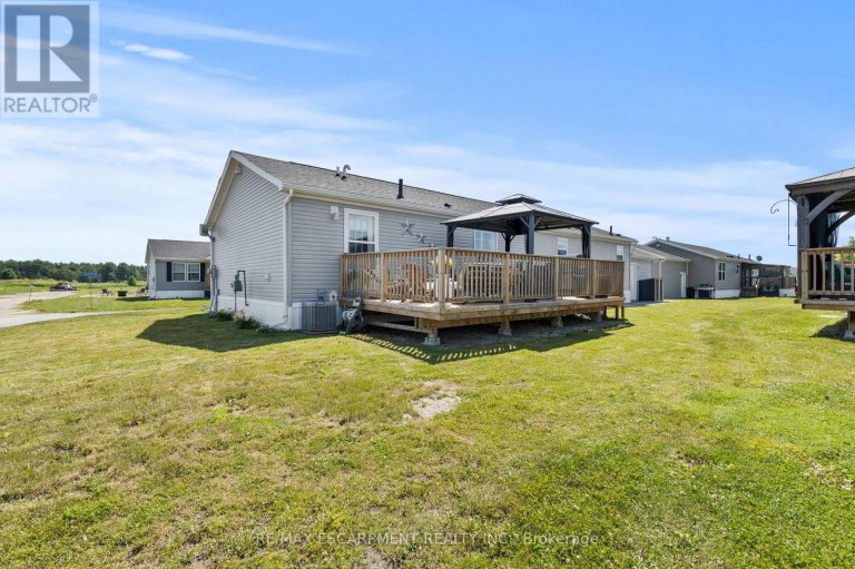 13 HICKORY HOLLOW, Haldimand (Nanticoke), Ontario, N0A1L0