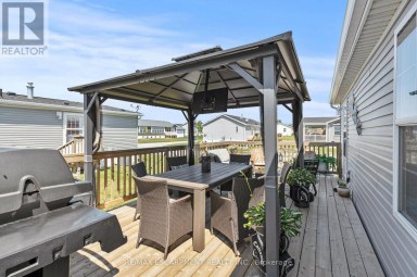 13 HICKORY HOLLOW Haldimand (Nanticoke) Ontario photo 28