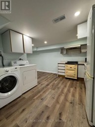 LOWER - 96 HIAWATHA ROAD Toronto (Greenwood-Coxwell) Ontario photo 2