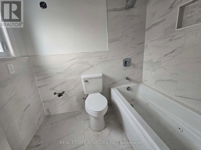 238 BRAYMORE BOULEVARD, Toronto (Rouge), Ontario, M1B2G8