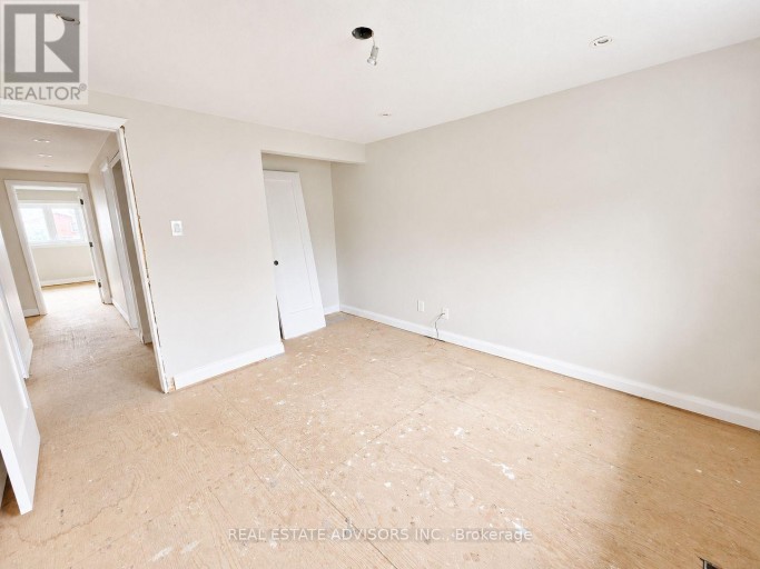 238 BRAYMORE BOULEVARD, Toronto (Rouge), Ontario, M1B2G8