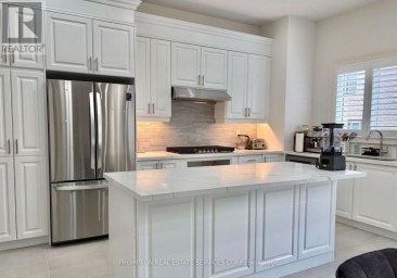 27 CURRENT DRIVE Richmond Hill Ontario photo 1