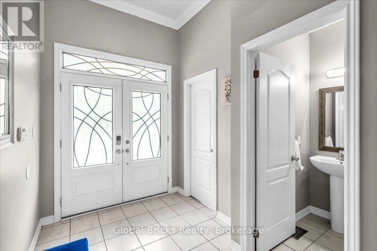 47 HOLYROD DRIVE, Clarington (Courtice), Ontario, L1E0G4