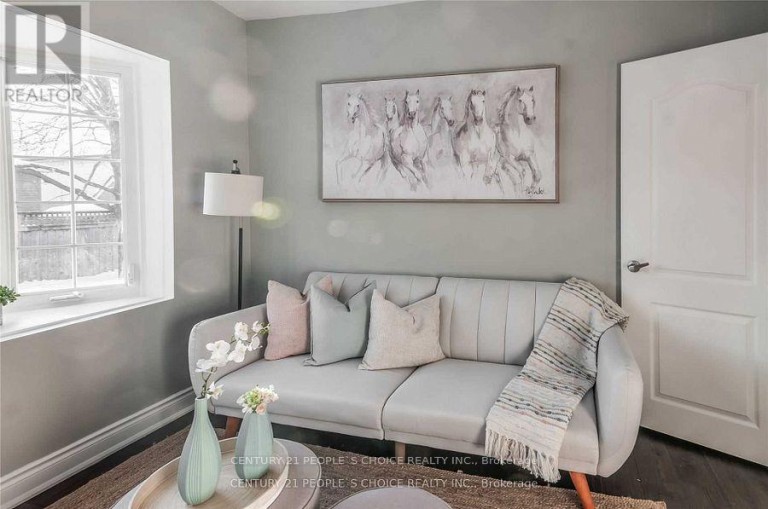 1226 OXFORD AVENUE, Oakville (CP College Park), Ontario, L6H1S5