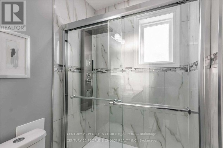 1226 OXFORD AVENUE, Oakville (CP College Park), Ontario, L6H1S5