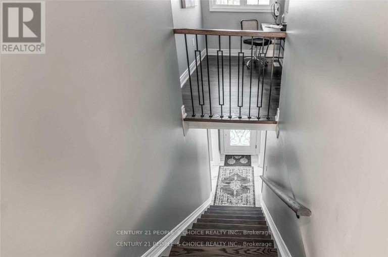 1226 OXFORD AVENUE, Oakville (CP College Park), Ontario, L6H1S5