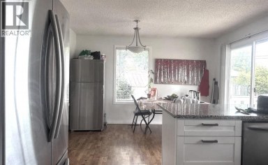 235 Penbrooke Close SE Calgary Alberta photo 8
