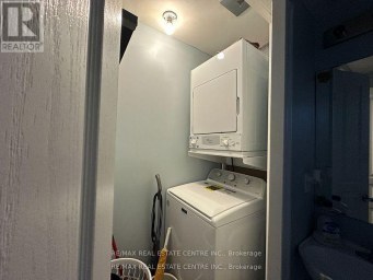 301 - 3939 DUKE OF YORK BOULEVARD Mississauga (City Centre) Ontario photo 10