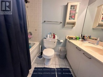 301 - 3939 DUKE OF YORK BOULEVARD Mississauga (City Centre) Ontario photo 3