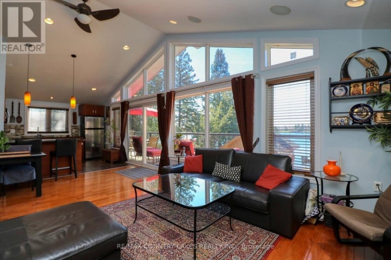 87 PARADISE ROAD, Kawartha Lakes (Carden), Ontario, K0M1B0