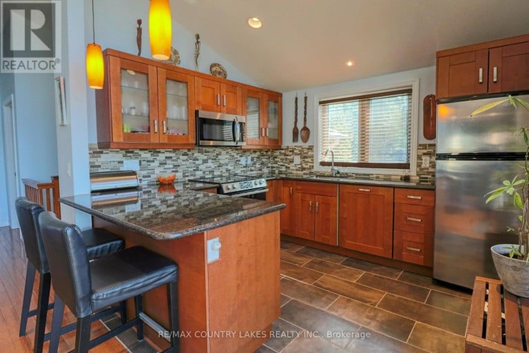 87 PARADISE ROAD, Kawartha Lakes (Carden), Ontario, K0M1B0