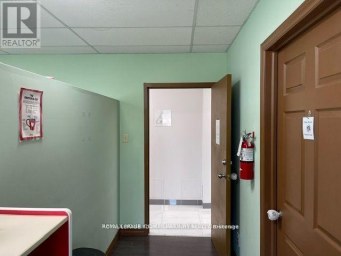 202 - 107 HOLLAND STREET E Bradford West Gwillimbury (Bradford) Ontario photo 4