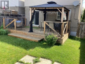 UPPER - 72 ADAMS STREET Bradford West Gwillimbury (Bradford) Ontario photo 6