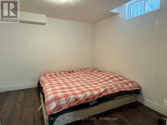 30 MARION CRESCENT Markham (Raymerville) Ontario photo 8