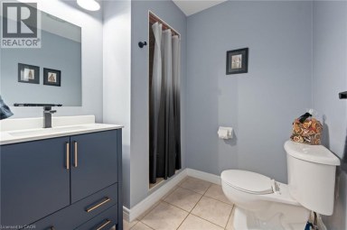 19 SOMERSET Drive Unit# 16 Port Dover Ontario photo 17