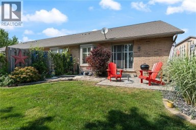 19 SOMERSET Drive Unit# 16 Port Dover Ontario photo 25