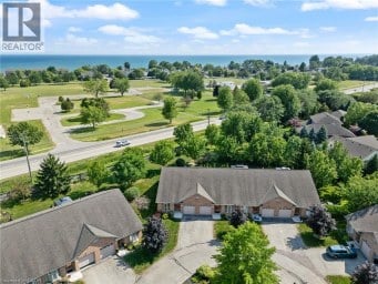 19 SOMERSET Drive Unit# 16 Port Dover Ontario photo 3
