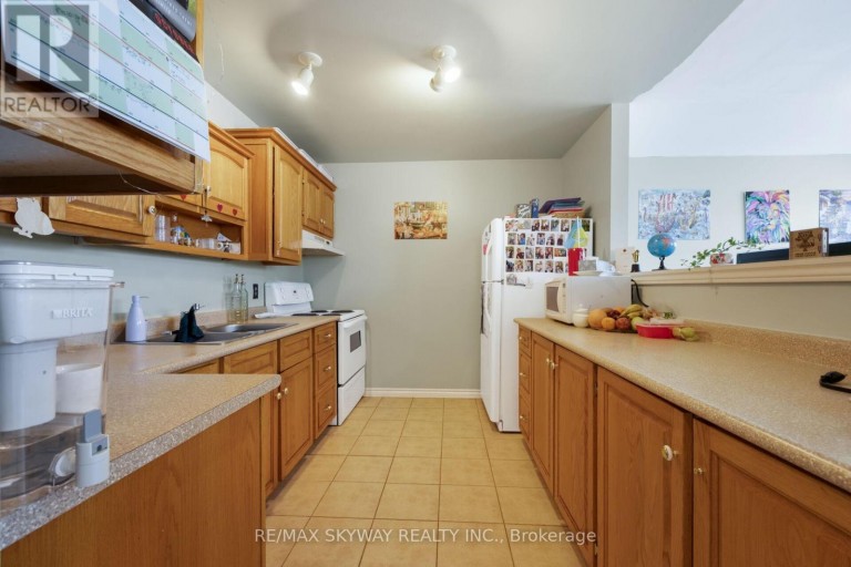 233 HIGHWAY 60, Huntsville (Chaffey), Ontario, P1H1C2