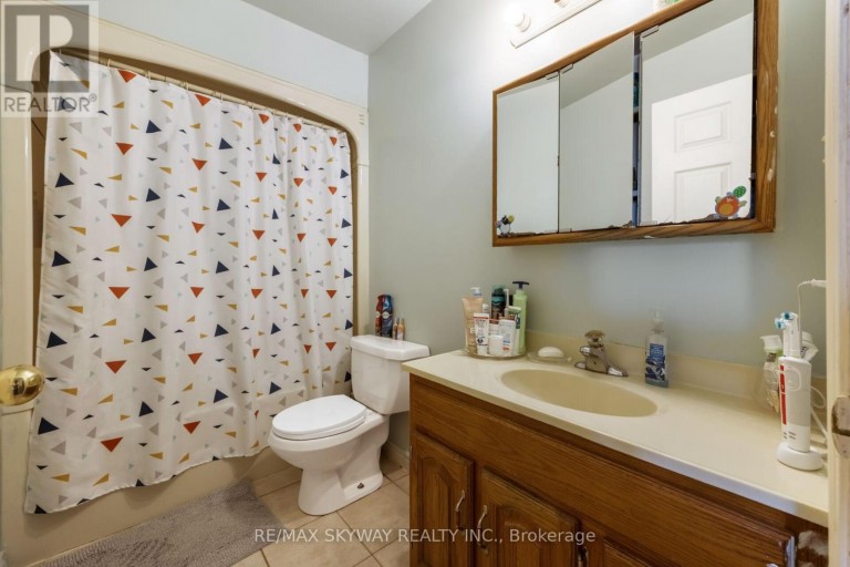 233 HIGHWAY 60, Huntsville (Chaffey), Ontario, P1H1C2