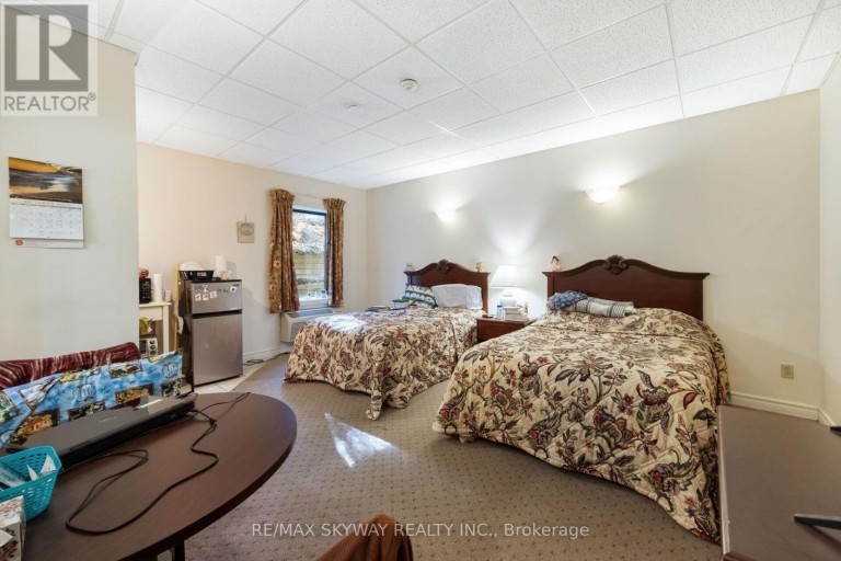 233 HIGHWAY 60, Huntsville (Chaffey), Ontario, P1H1C2