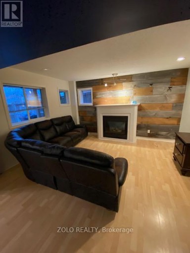 24 COBURN CRESCENT, New Tecumseth (Beeton), Ontario, L0G1A0