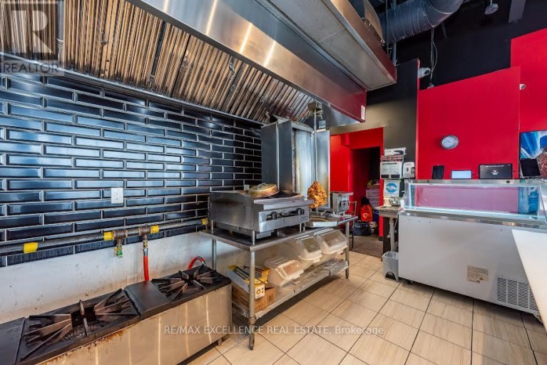 E2 - 50 RIVERMONT ROAD, Brampton (Bram West), Ontario, L6Y0E3