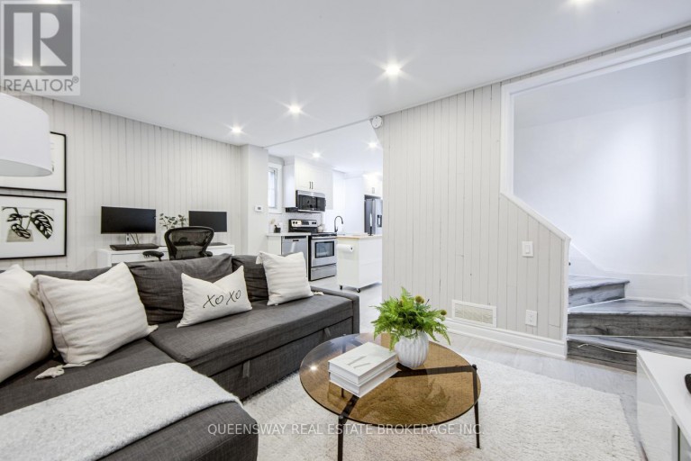 340 FRENCH STREET, Oshawa (O'Neill), Ontario, L1G5N7