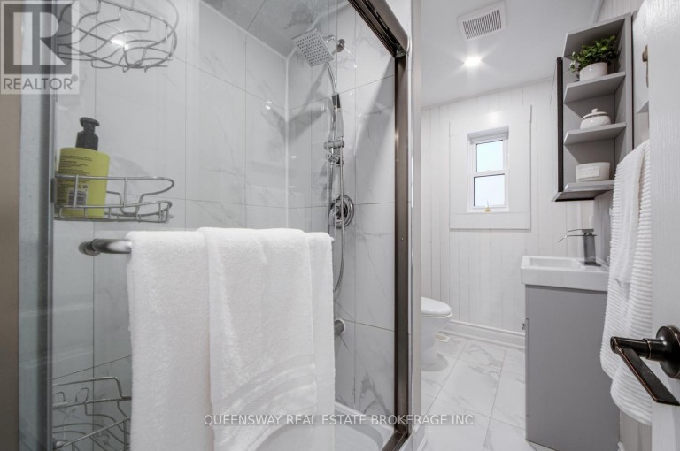 340 FRENCH STREET, Oshawa (O'Neill), Ontario, L1G5N7