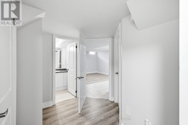 527 HALO STREET Oshawa (Windfields) Ontario photo 4