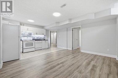 527 HALO STREET Oshawa (Windfields) Ontario photo 8