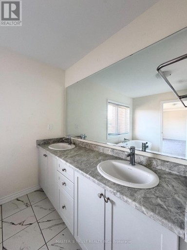 78 KENTLEDGE AVENUE, East Gwillimbury (Holland Landing), Ontario, L9N0E5
