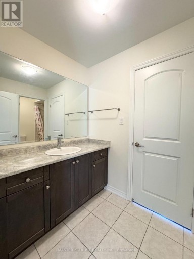 78 KENTLEDGE AVENUE, East Gwillimbury (Holland Landing), Ontario, L9N0E5