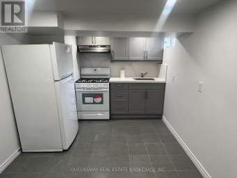 1389 LANSDOWNE AVENUE Toronto (Corso Italia-Davenport) Ontario photo 7