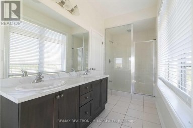 22 JOHN RUDKIN LANE Markham (Box Grove) Ontario photo 10