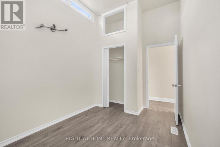 1698A EGLINTON AVENUE W, Toronto (Briar Hill-Belgravia), Ontario, M6E2H5