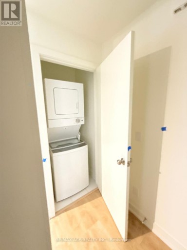 317B - 16 MELBOURNE AVENUE, St. Catharines (E. Chester), Ontario, L2P3J8