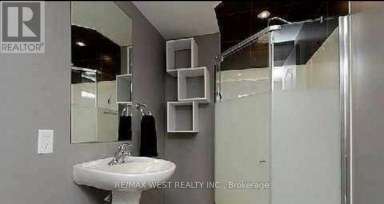 8 CALLALILY ROAD Brampton (Northwest Sandalwood Parkway) Ontario photo 14