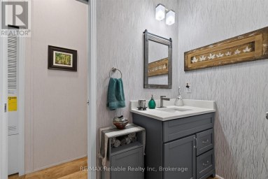 50 PORTSIDE DRIVE - 77719 BLUEWATER HIGHWAY Central Huron (Clinton) Ontario photo 12