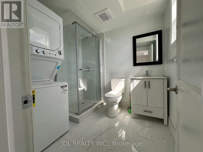 5 - 5 SORAUREN AVENUE, Toronto (Roncesvalles), Ontario, M6R2C6