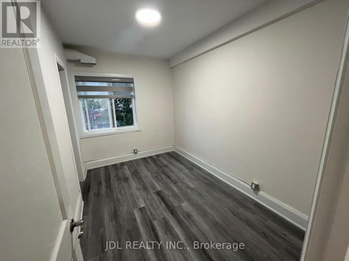 5 - 5 SORAUREN AVENUE, Toronto (Roncesvalles), Ontario, M6R2C6