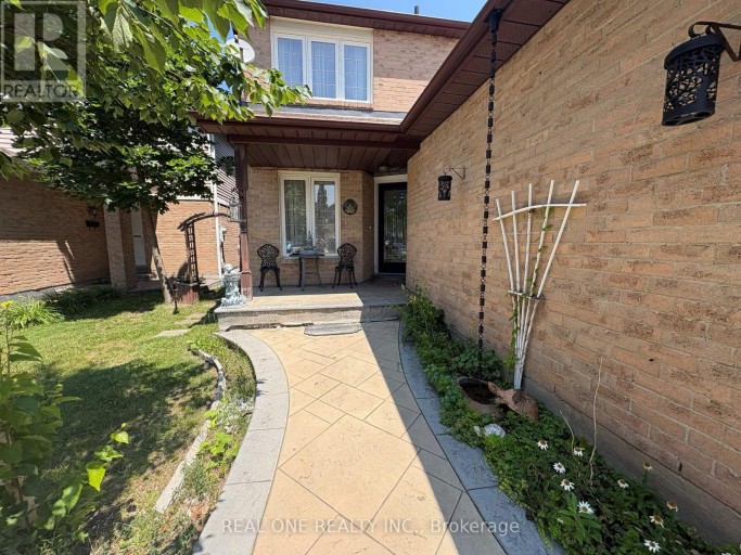 3245 CAMBOURNE CRESCENT, Mississauga (Meadowvale), Ontario, L5N5G4