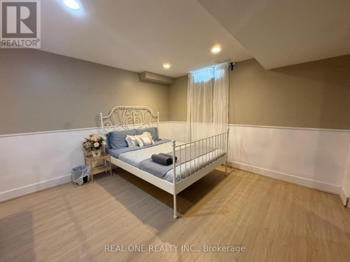 3245 CAMBOURNE CRESCENT, Mississauga (Meadowvale), Ontario, L5N5G4