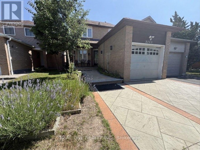 3245 CAMBOURNE CRESCENT, Mississauga (Meadowvale), Ontario, L5N5G4