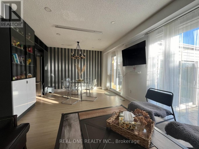 3245 CAMBOURNE CRESCENT, Mississauga (Meadowvale), Ontario, L5N5G4