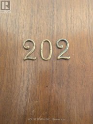 202 - 117 COSBURN AVENUE Toronto (Danforth Village-East York) Ontario photo 2