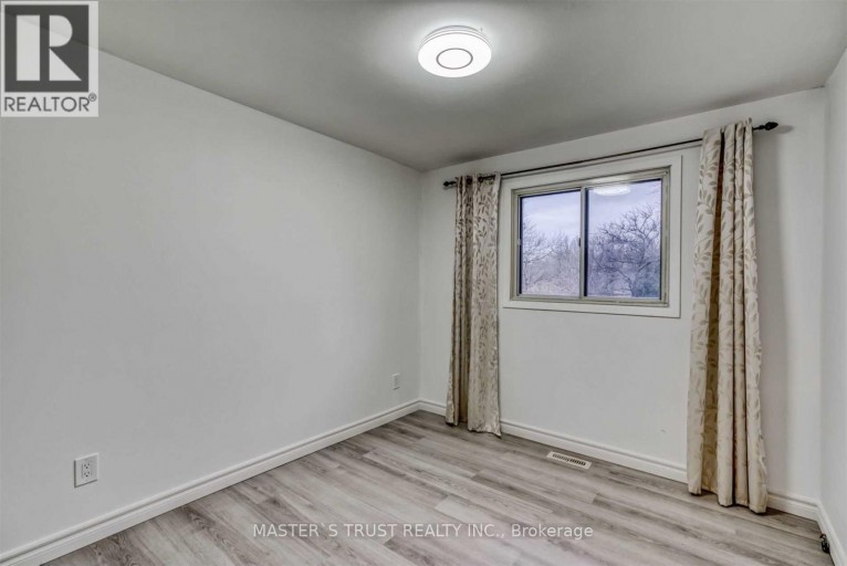 MAIN - 1473 FREEPORT DRIVE, Mississauga (Erindale), Ontario, L5C1S7