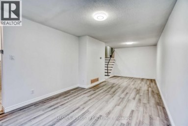MAIN - 1473 FREEPORT DRIVE Mississauga (Erindale) Ontario photo 3